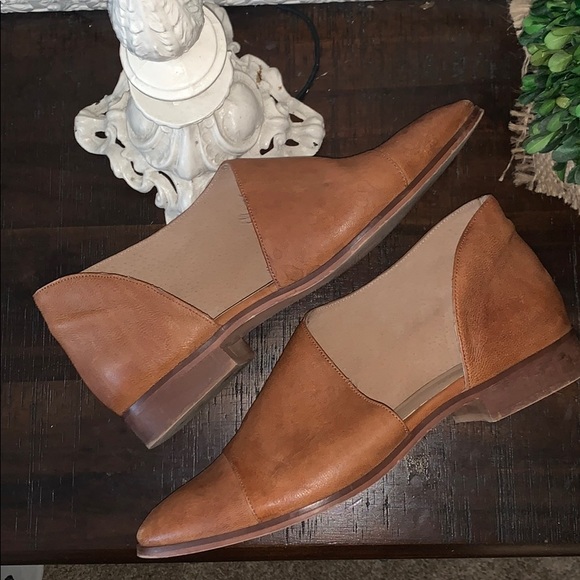 Angle Cut Loafer - Picture 4 of 10